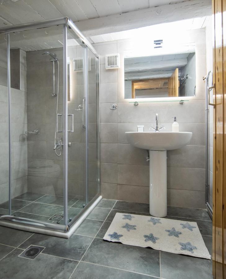Elia Apartments Chrisso Дельфы Экстерьер фото