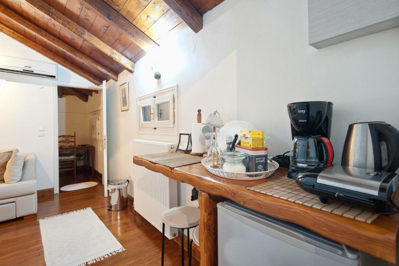 Elia Apartments Chrisso Дельфы Экстерьер фото
