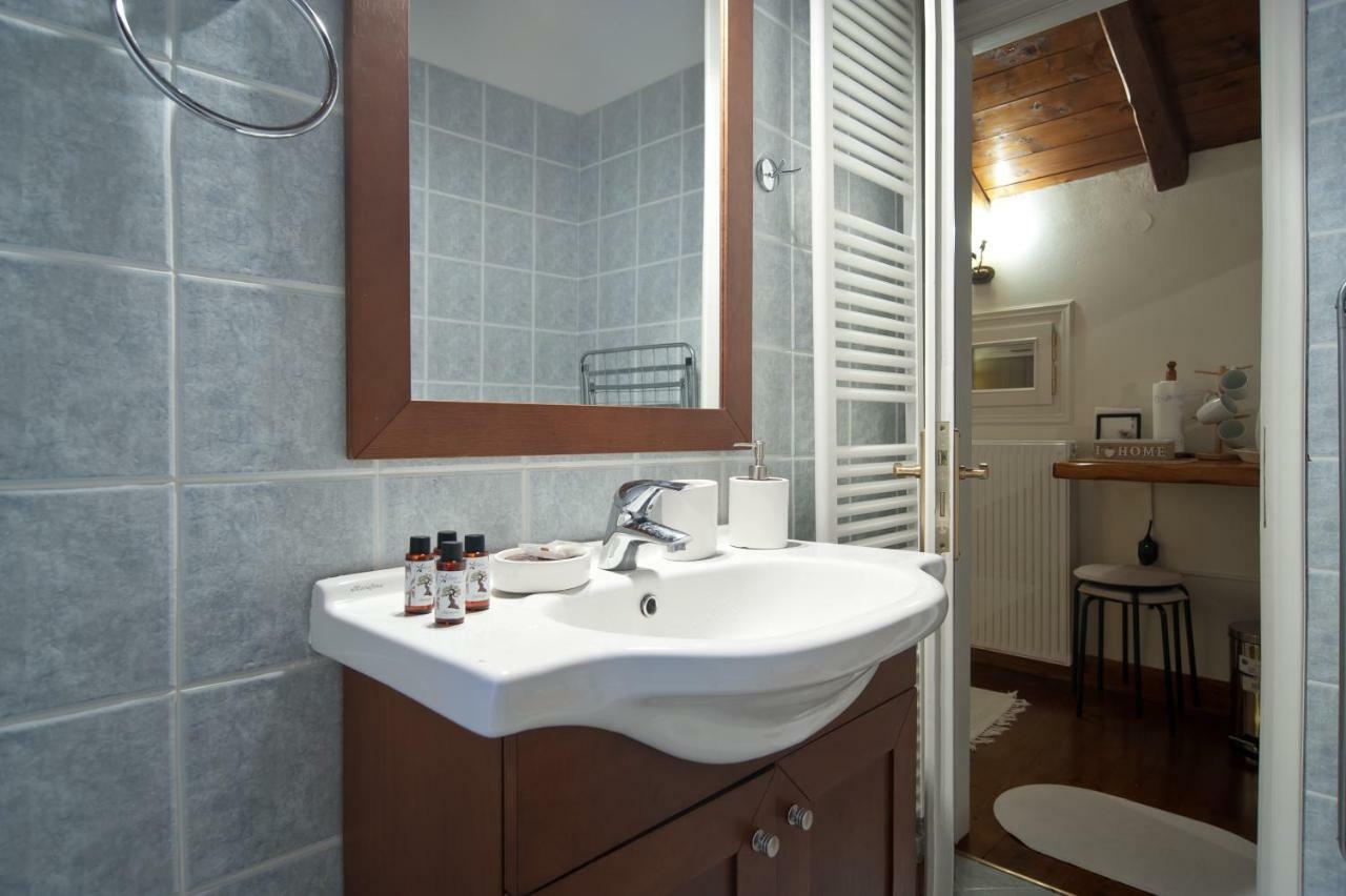 Elia Apartments Chrisso Дельфы Экстерьер фото