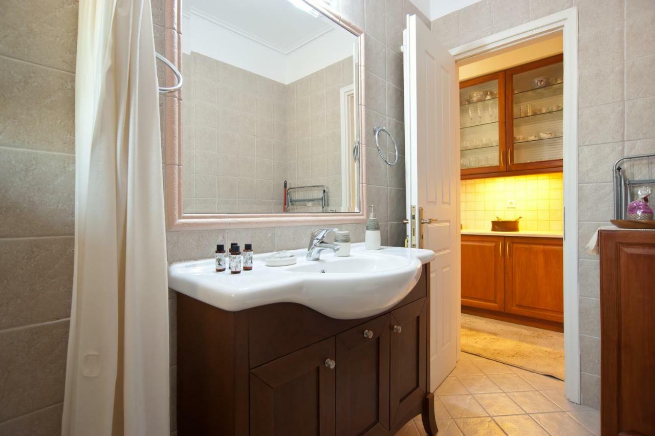 Elia Apartments Chrisso Дельфы Экстерьер фото