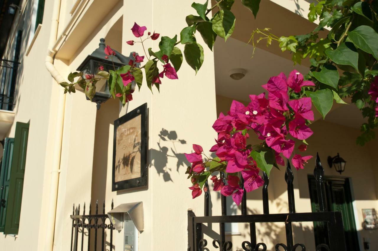 Elia Apartments Chrisso Дельфы Экстерьер фото