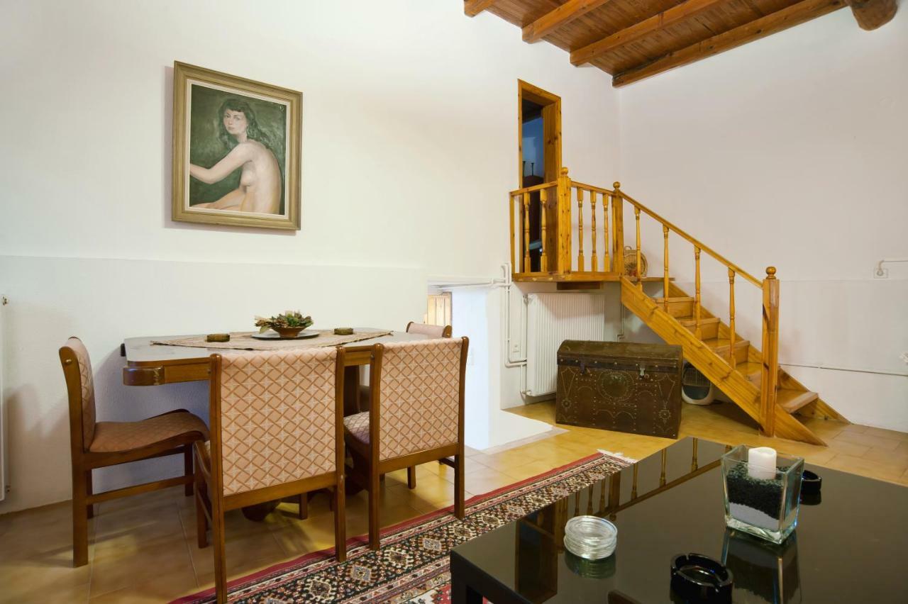 Elia Apartments Chrisso Дельфы Экстерьер фото